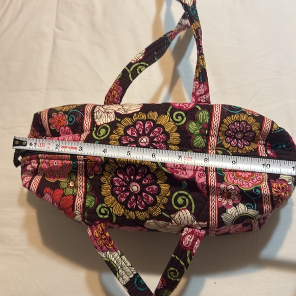 Vera Bradley duffel style purse - Picture 5 of 7